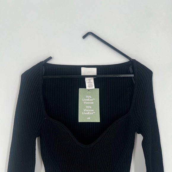 H&M Tops - H&M Sweetheart Neckline Bustier Ribbed Knit Long Sleeve Top